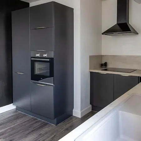 Quiet Riverside Apartment With Views And Parking- Bristol Exterior photo